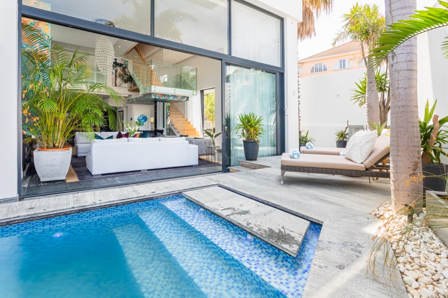 3 Bedroom Property for Sale in Bantry Bay Western Cape